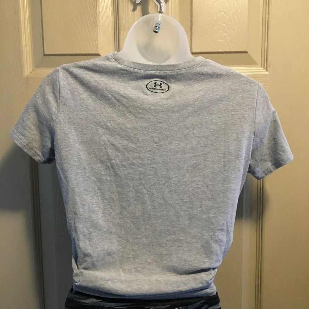 Under Armour Loose YL Tshirt